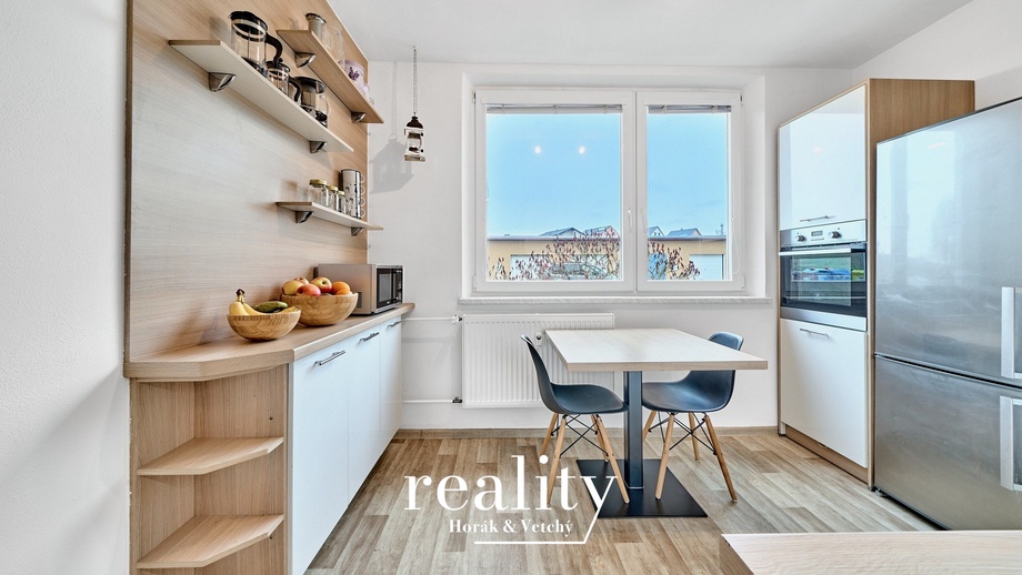Prodej bytu 2+1 51 m², Kněžice