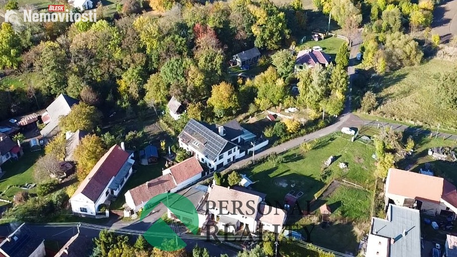 Prodej rodinného domu 356 m², Měrunice