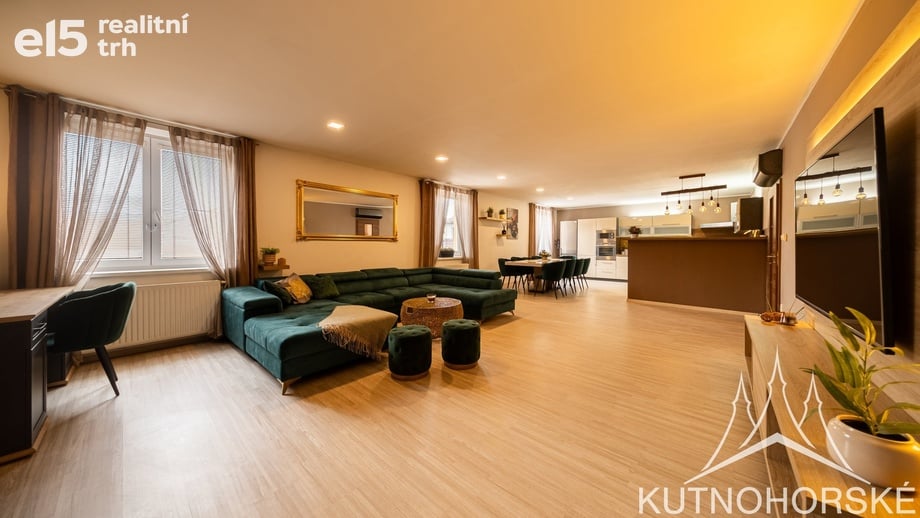 Prodej rodinného domu 317 m², Kutná Hora - Hlouška