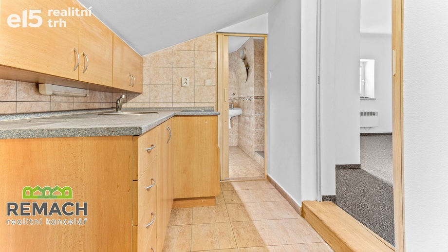 Pronájem byty 1+kk, 30 m² - Náchod