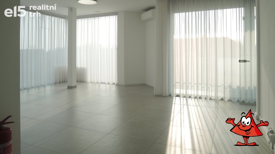 Pronájem kanceláře, 122 m² - Praha - Dubeč