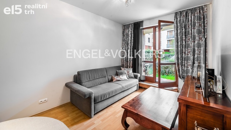 Pronájem byty 2+kk, 45 m² - Praha - Břevnov