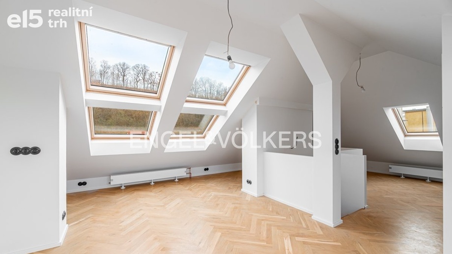 Pronájem byty 1+kk, 48 m² - Praha - Michle