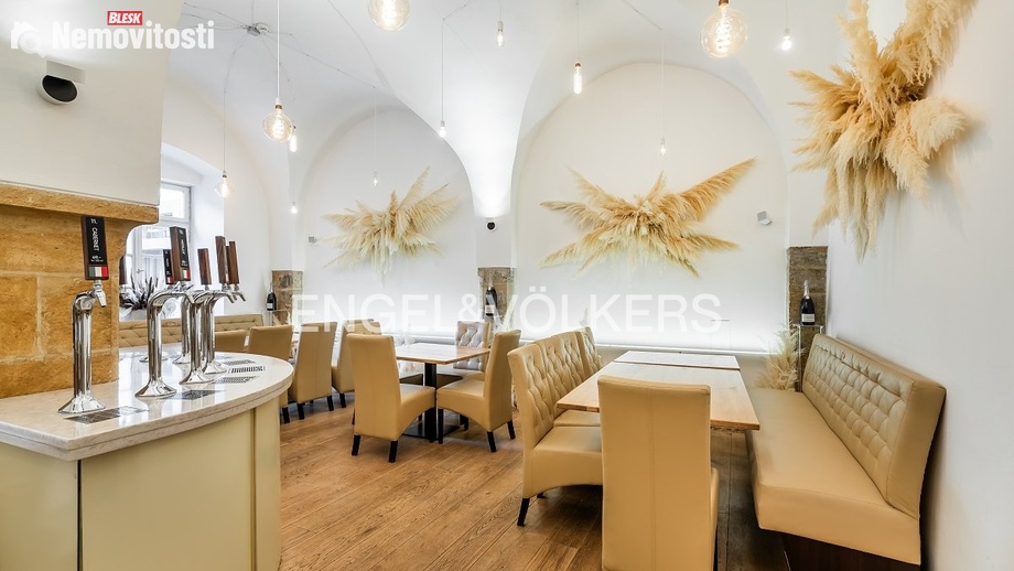 Pronájem restaurace 365 m², Praha - Staré Město