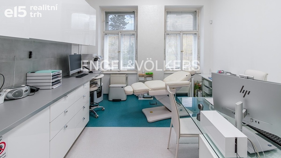 Pronájem ordinace, 117 m² - Praha - Nové Město