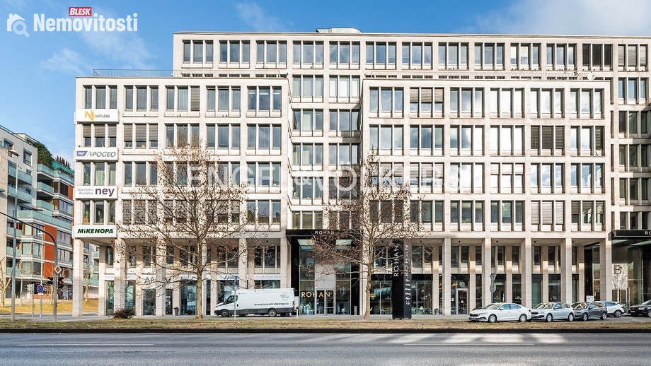 Pronájem kanceláře 553 m², Praha - Karlín