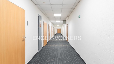 Pronájem kanceláře 516 m², Praha - Vysočany
