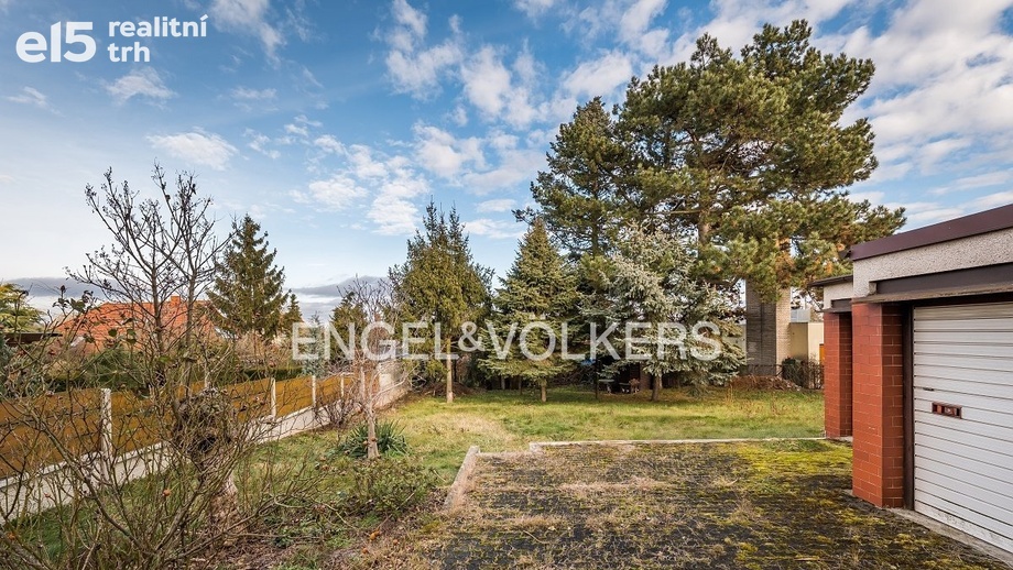 Prodej pozemky pro bydlení, 904 m² - Praha - Nebušice
