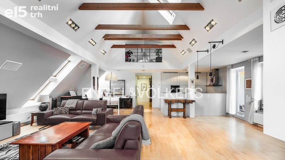 Prodej byty 6 a více pokojů, 259 m² - Praha - Bubeneč