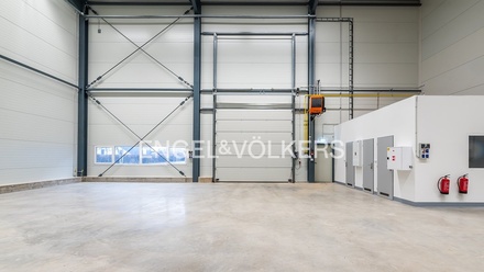 Pronájem skladu 425 m², Praha