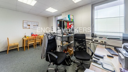 Pronájem kanceláře 80 m², Praha - Košíře