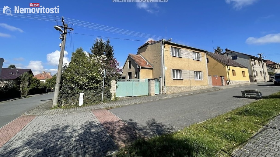 Prodej rodinného domu 180 m², Chlumčany