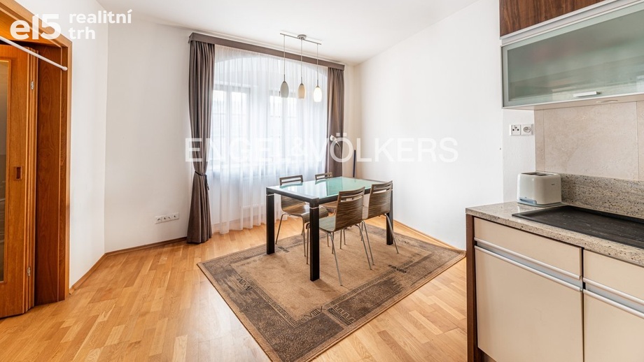 Pronájem byty 2+1, 85 m² - Praha - Malá Strana
