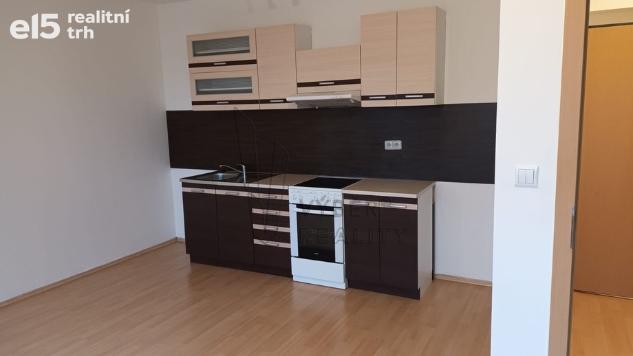 Pronájem byty 1+kk, 35 m² - Most