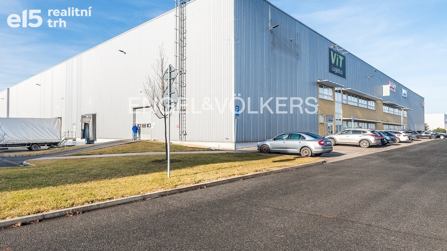 Pronájem skladu 2 000 m², Klecany - Zdibsko