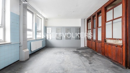 Pronájem skladu 3 100 m², Panenské Břežany