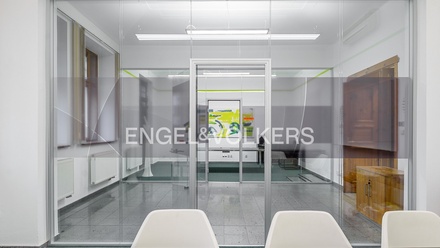 Pronájem obchodního prostoru 114 m², Praha - Nusle