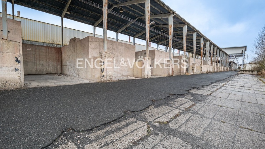 Pronájem sklady, 30 000 m² - Rakovník II