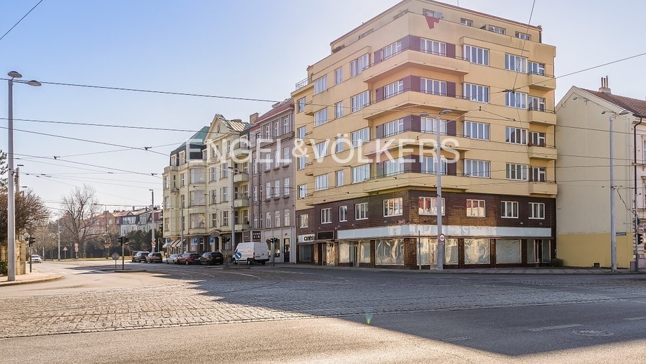 Pronájem obchodního prostoru 146 m², Praha - Hradčany