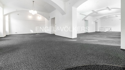 Pronájem kanceláře 343 m², Praha - Malá Strana