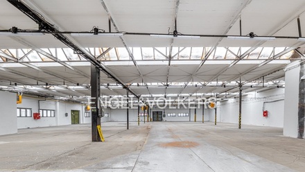 Pronájem skladu 1 195 m², Louny