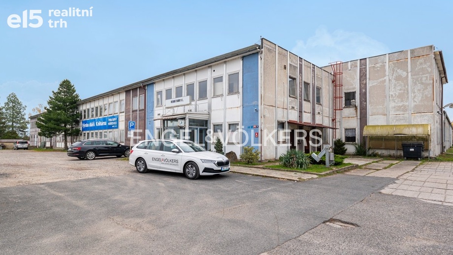 Pronájem skladu 1 218 m², Hořovice