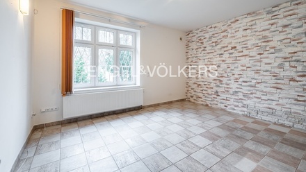 Pronájem kanceláře 50 m², Praha - Hloubětín