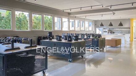 Pronájem obchodního prostoru 266 m², Praha - Hodkovičky