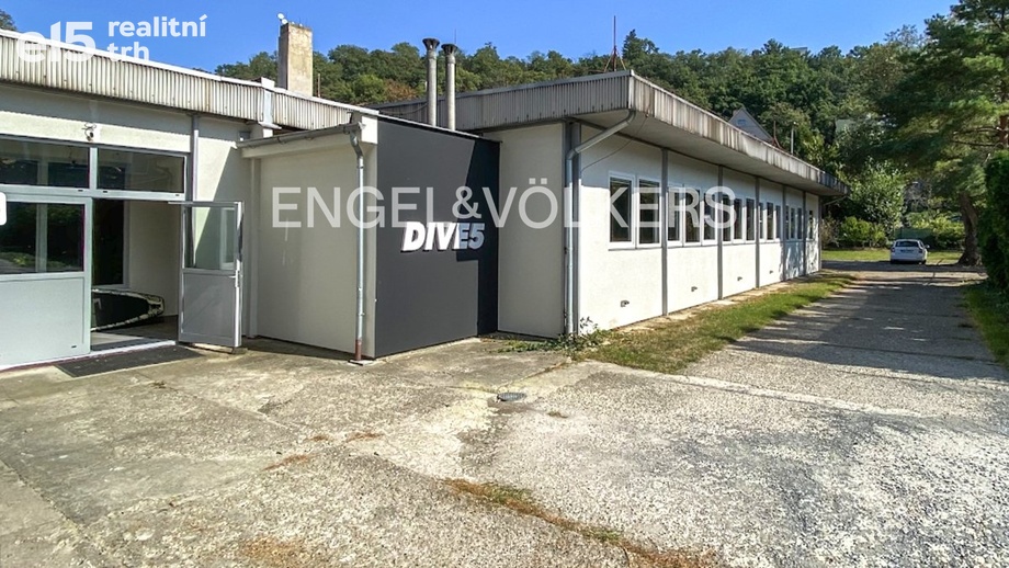 Pronájem obchodního prostoru 266 m², Praha - Hodkovičky