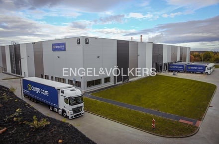 Pronájem skladu 1 500 m², Kladno - Dubí