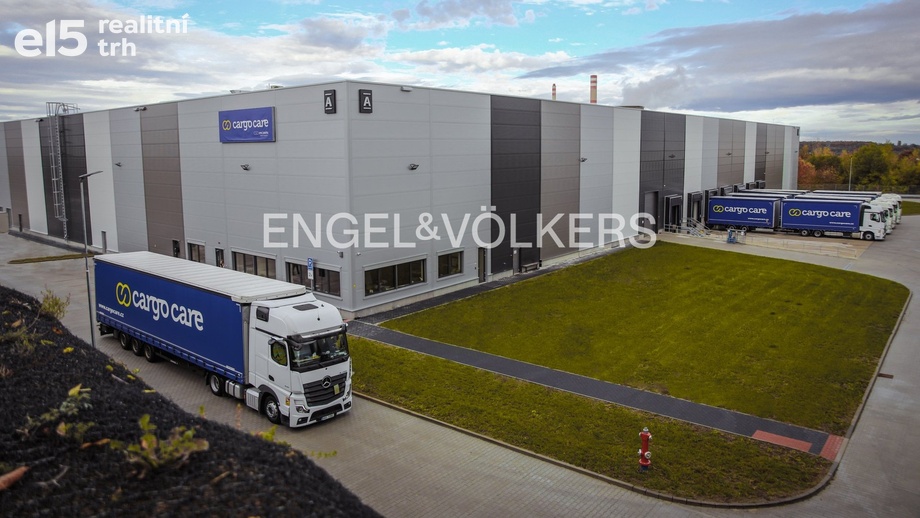 Pronájem sklady, 1 500 m² - Kladno - Dubí