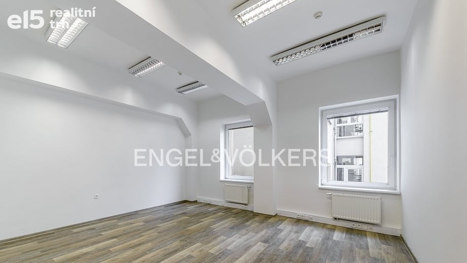 Pronájem kanceláře, 28 m² - Praha - Vinohrady