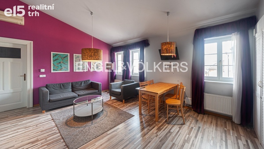 Pronájem byty 2+kk, 51 m² - Praha - Nové Město