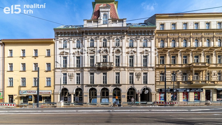 Pronájem kanceláře 378 m², Praha - Holešovice