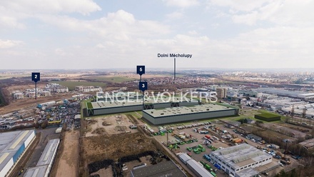 Pronájem skladu 56 609 m², Praha