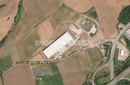 Pronájem skladu 20 000 m², Zdice