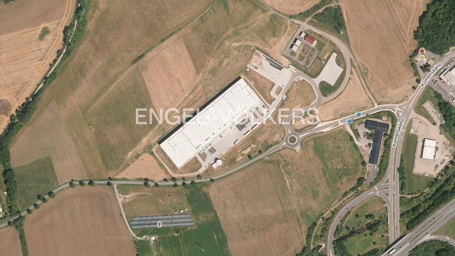 Pronájem skladu 20 000 m², Zdice