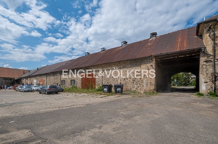 Pronájem skladu 483 m², Kosmonosy