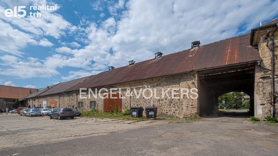 Pronájem skladu 483 m², Kosmonosy