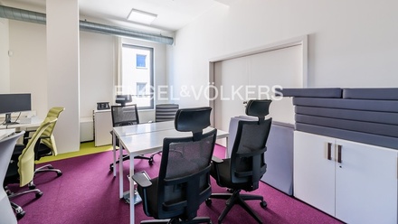 Pronájem kanceláře 29 m², Praha - Žižkov