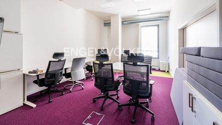 Pronájem kanceláře 29 m², Praha - Žižkov