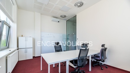 Pronájem kanceláře 25 m², Praha - Žižkov