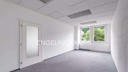 Pronájem kanceláře 85 m², Praha - Hodkovičky