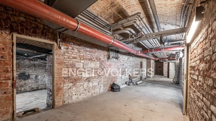 Pronájem skladu 329 m², Praha - Vinohrady