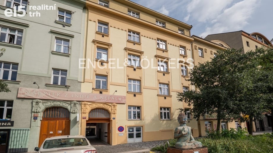 Pronájem obchodního prostoru 169 m², Praha - Holešovice