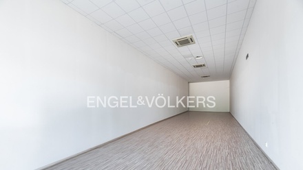 Pronájem obchodního prostoru 142 m², Čestlice