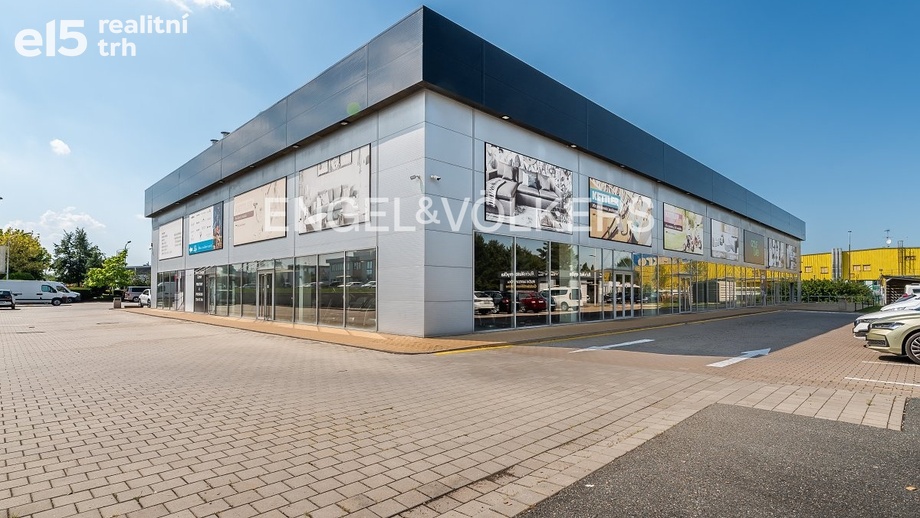 Pronájem obchodního prostoru 142 m², Čestlice