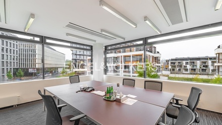 Pronájem kanceláře 517 m², Praha - Libeň