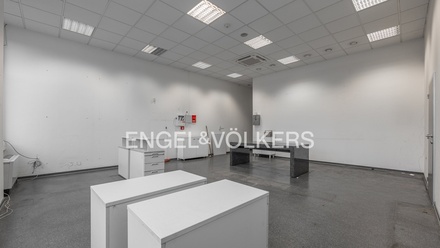 Pronájem skladu 470 m², Hostivice