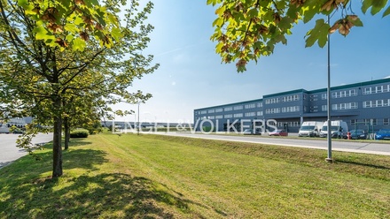 Pronájem skladu 200 m², Rudná